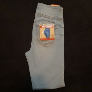 WAX JEAN